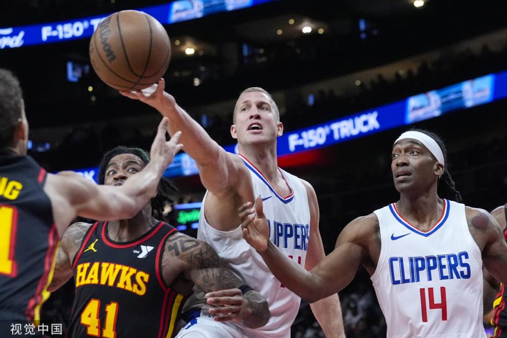 汤普森作为 汤普森作为